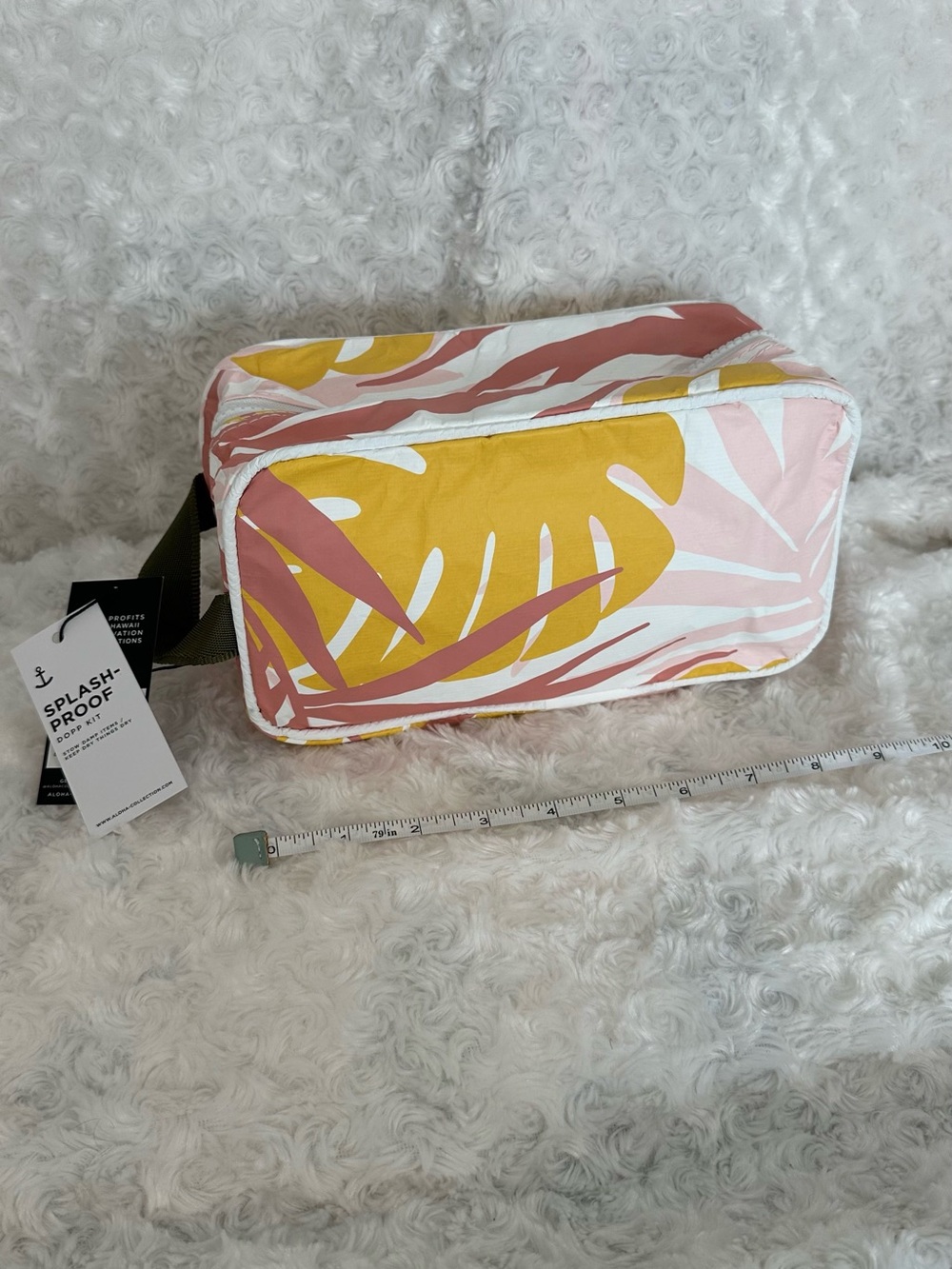 (NWT) ALOHA COLLECTION Toiletry Bag